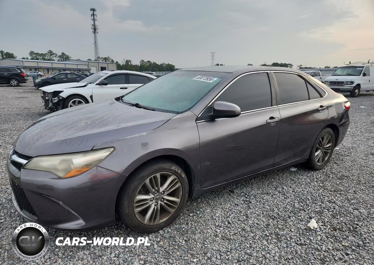 2015 Toyota Camry Se – zdjęcie 1 z 12