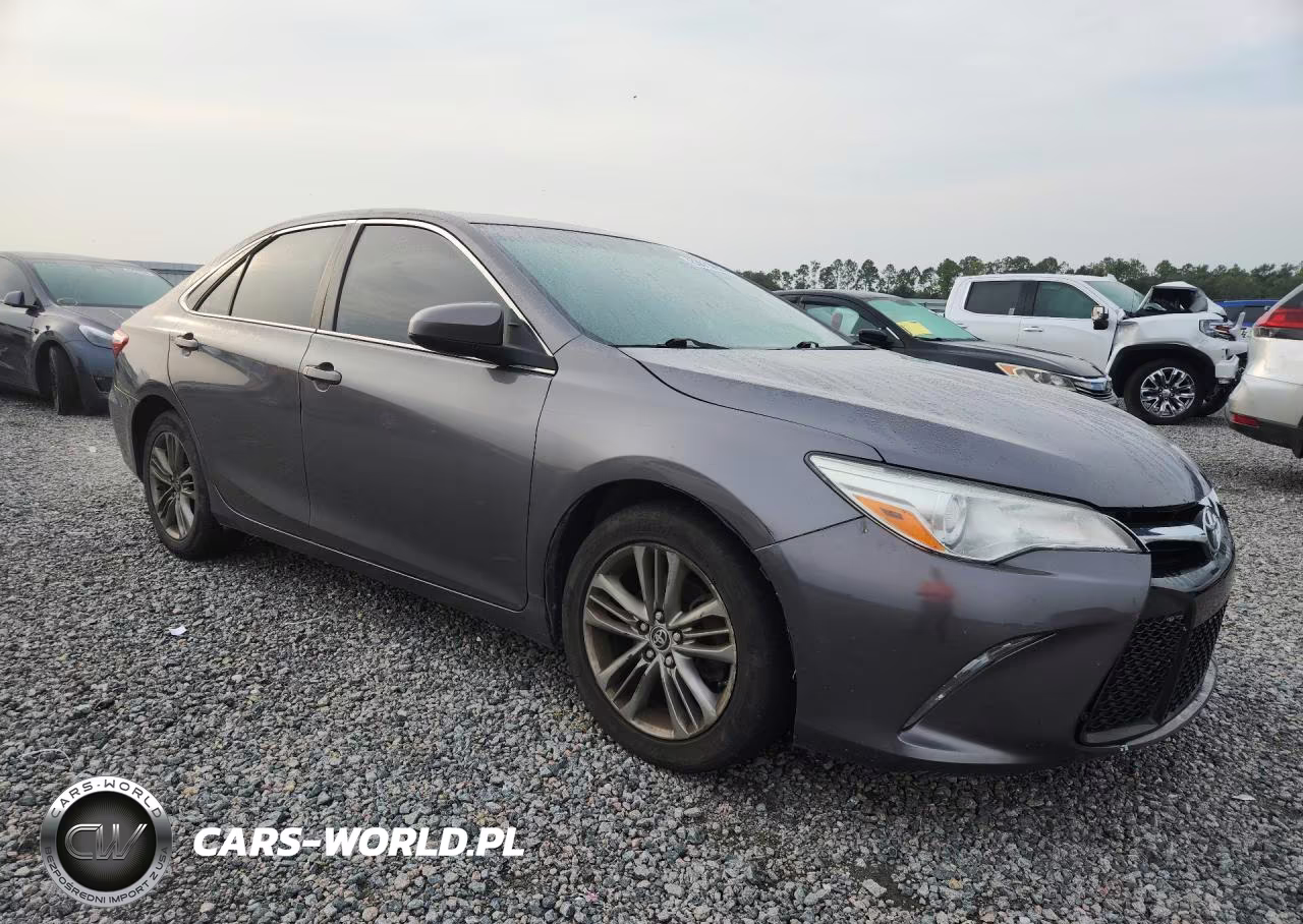 2015 Toyota Camry Se VIN:4T1BF1FK7FU101250 - 4