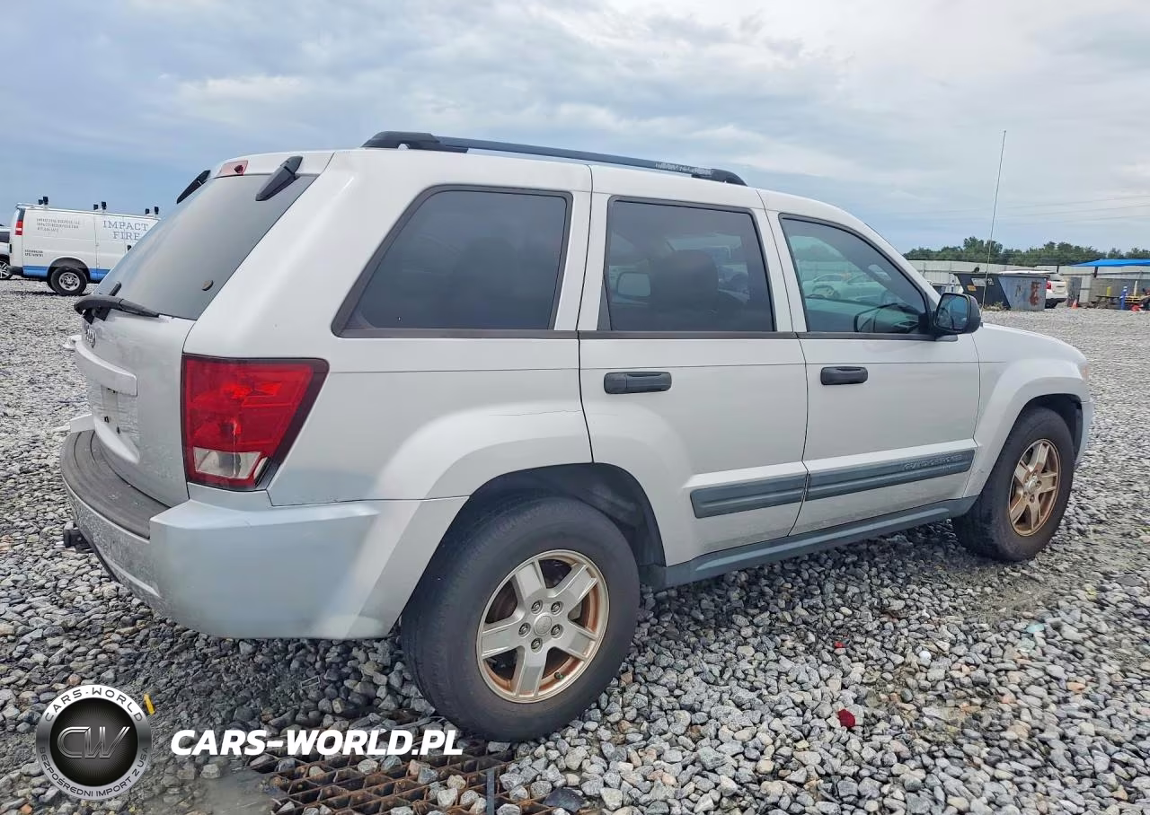 2006 Jeep Grand Cherokee Laredo VIN:1J4GR48K76C112765 - 3