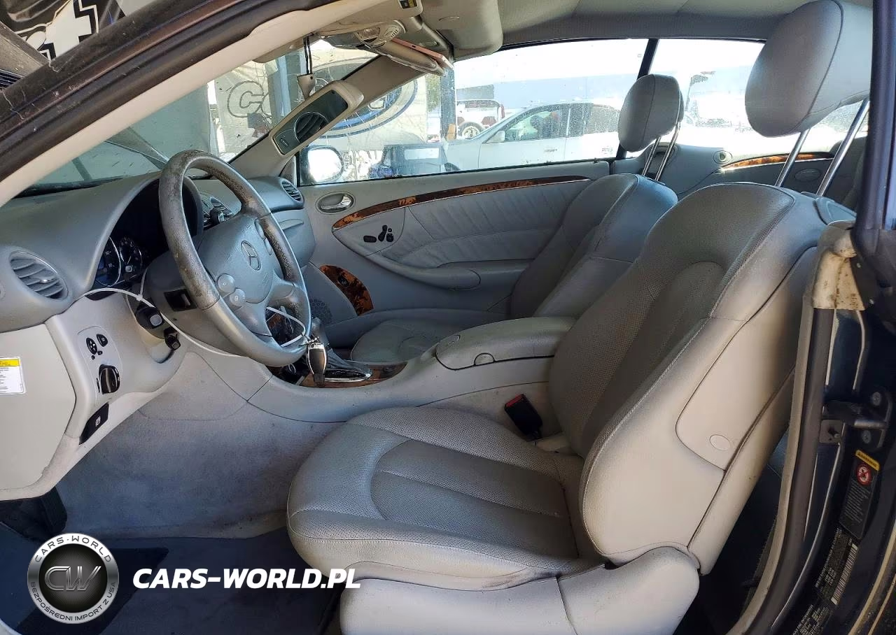 2005 Mercedes-Benz Clk 500 VIN:WDBTK75J55F127945 - 7