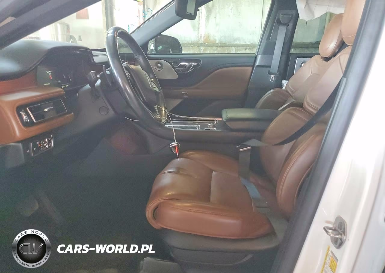 2020 Lincoln Aviator Reserve VIN:5LM5J7XC7LGL32632 - 7