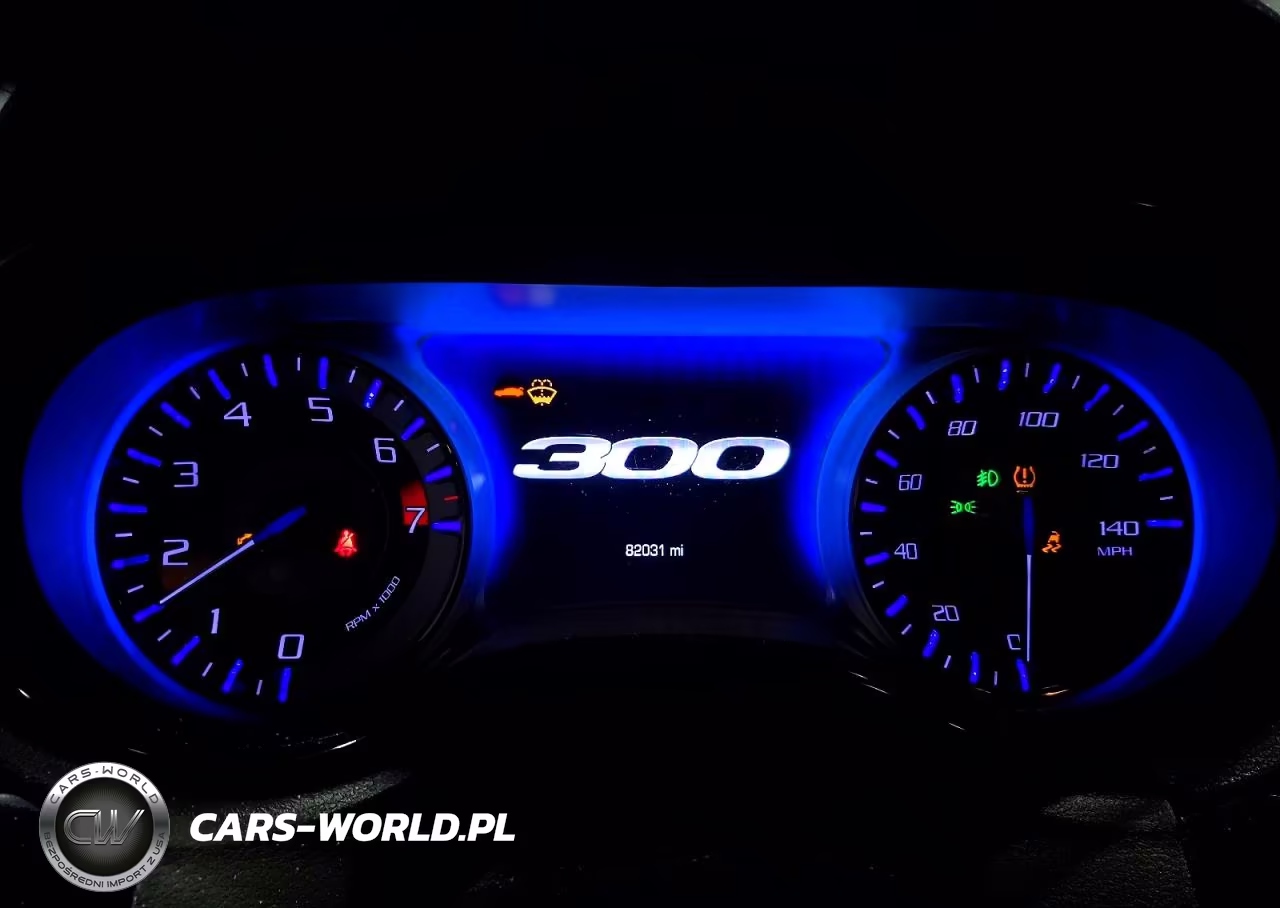 2020 Chrysler 300 S VIN:2C3CCAGG5LH151028 - 9