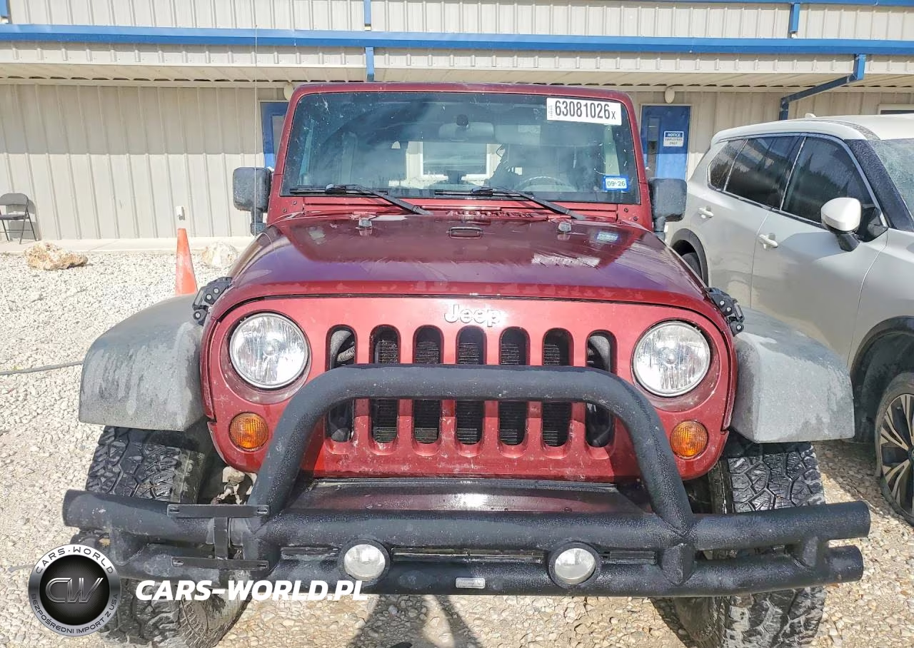 2010 Jeep Wrangler Unlimited Sport VIN:1J4BB3H14AL232144 - 7