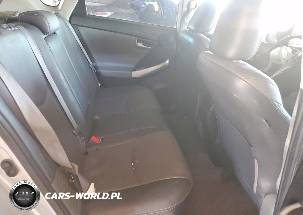 2012 Toyota Prius Four VIN:JTDKN3DUXC5385728 - 10
