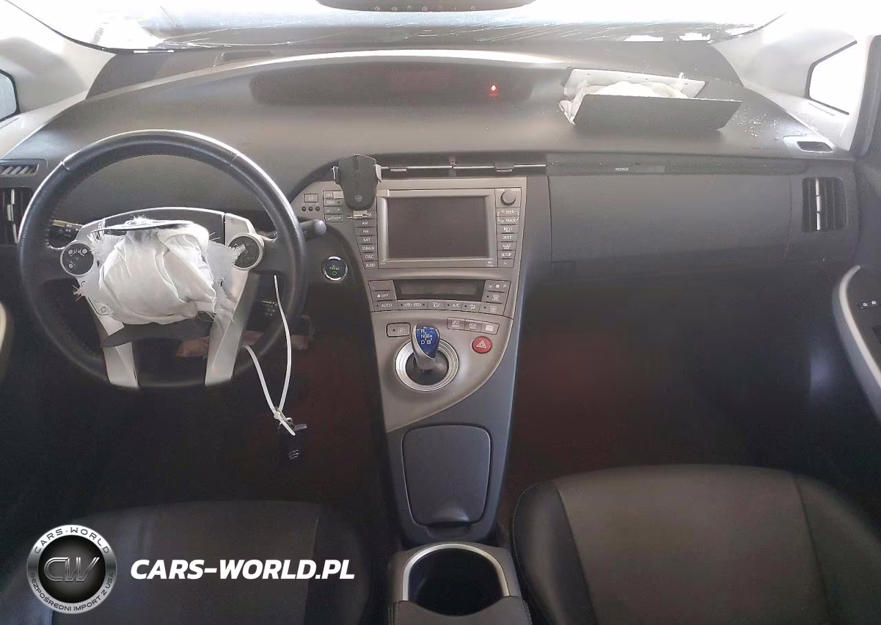 2012 Toyota Prius Four VIN:JTDKN3DUXC5385728 - 8