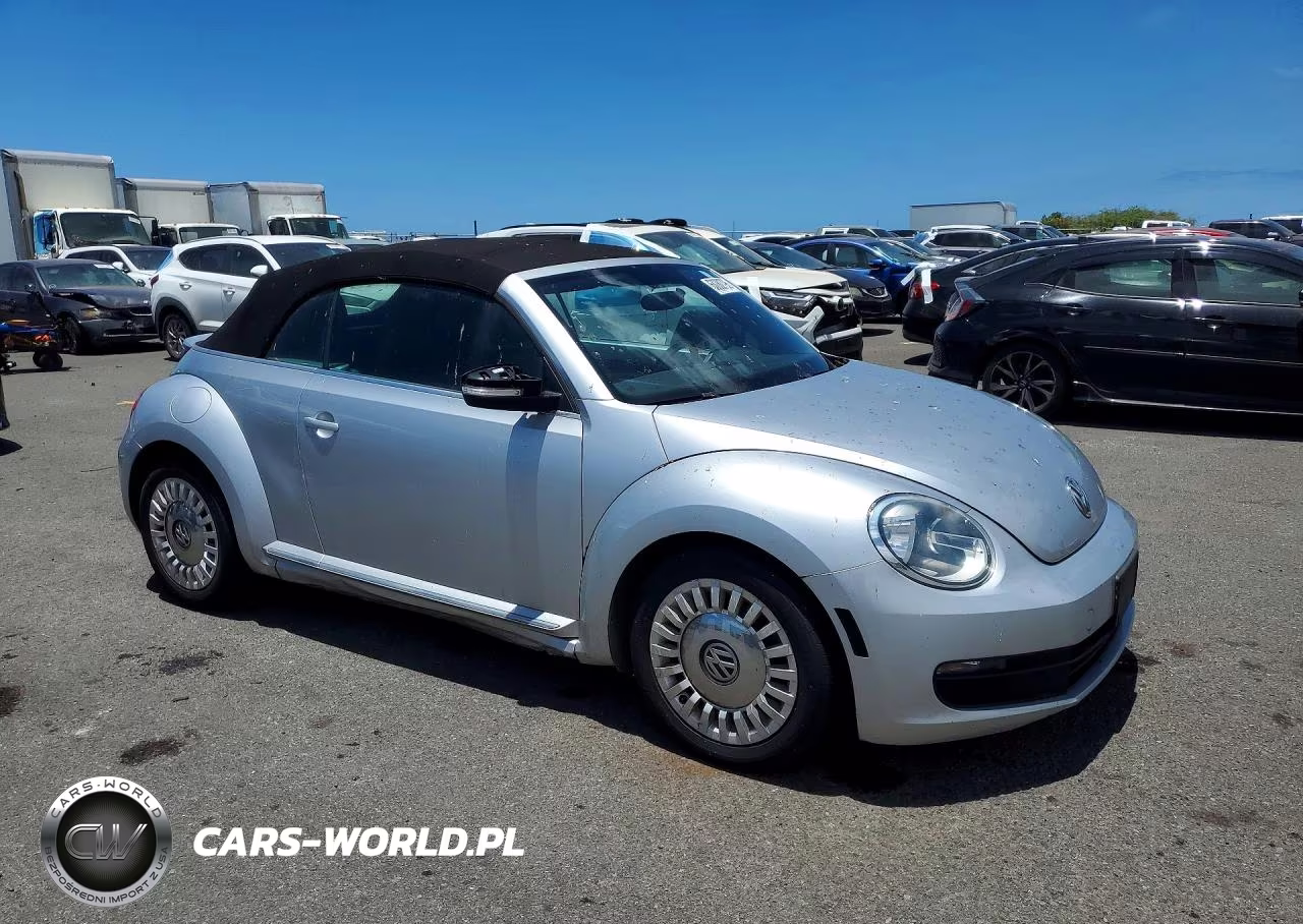 2014 Volkswagen Beetle VIN:3VW507AT1EM821715 - 4