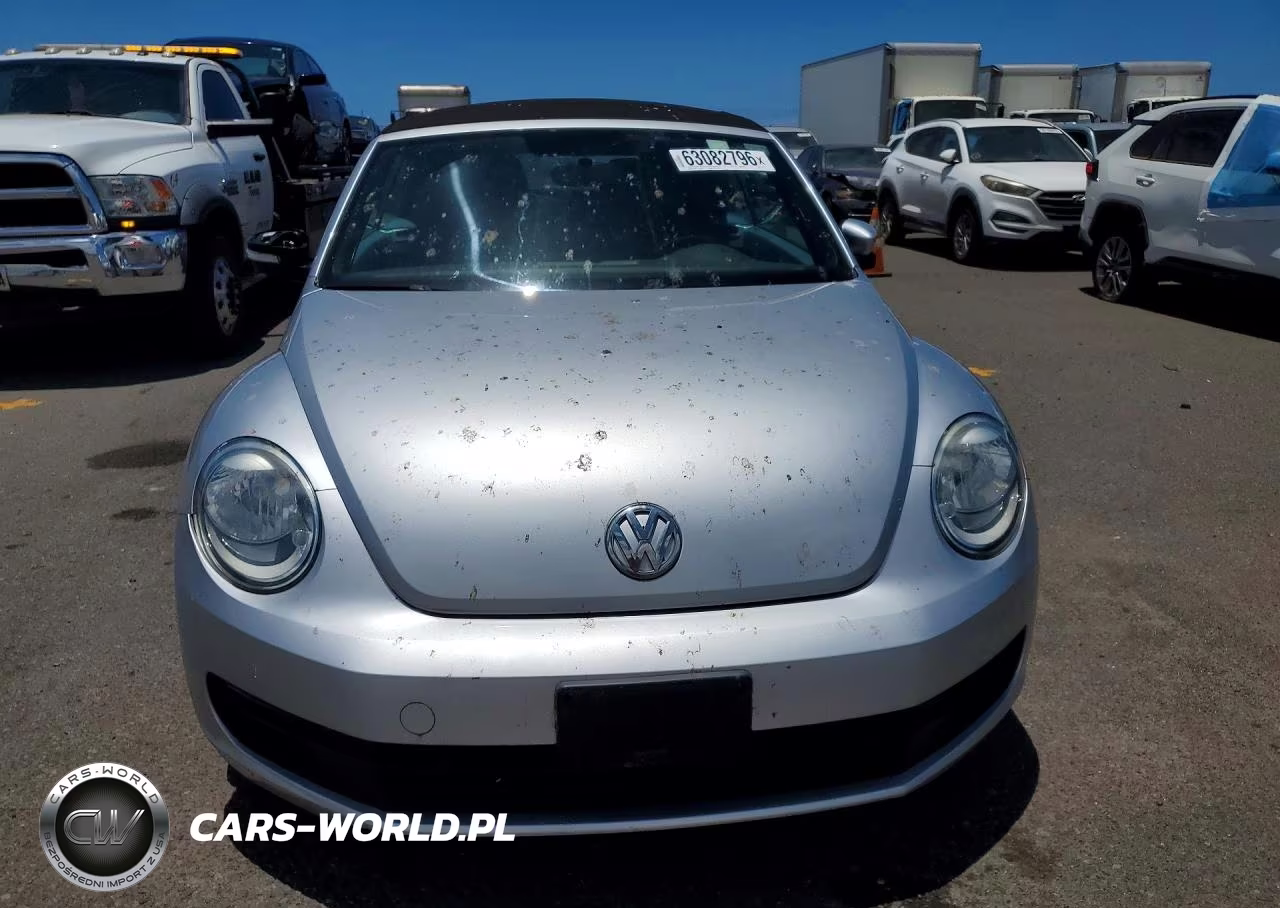 2014 Volkswagen Beetle VIN:3VW507AT1EM821715 - 5