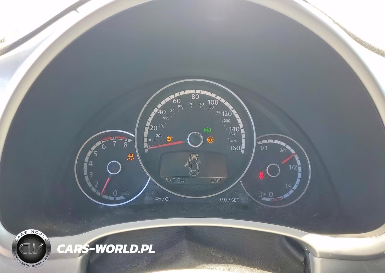 2014 Volkswagen Beetle VIN:3VW507AT1EM821715 - 9