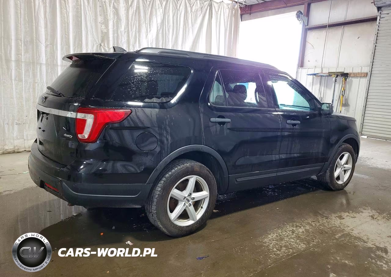 2018 Ford Explorer VIN:1FM5K8B81JGA58852 - 3