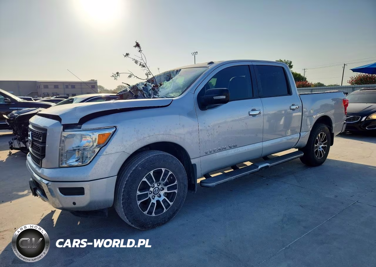 2020 Nissan Titan Sv