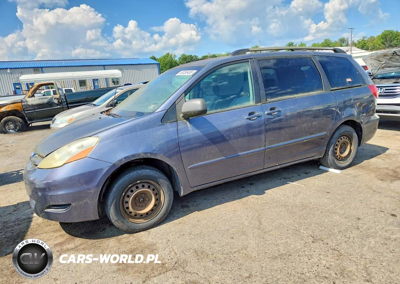 2006 Toyota Sienna Le 8 Passenger