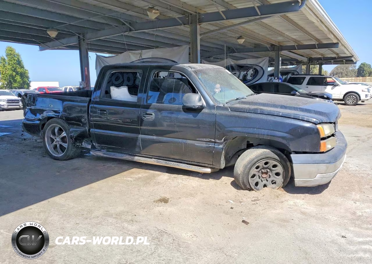 2007 Chevrolet Silverado C1500 Classic Crew Cab VIN:2GCEC13V571142756 - 4