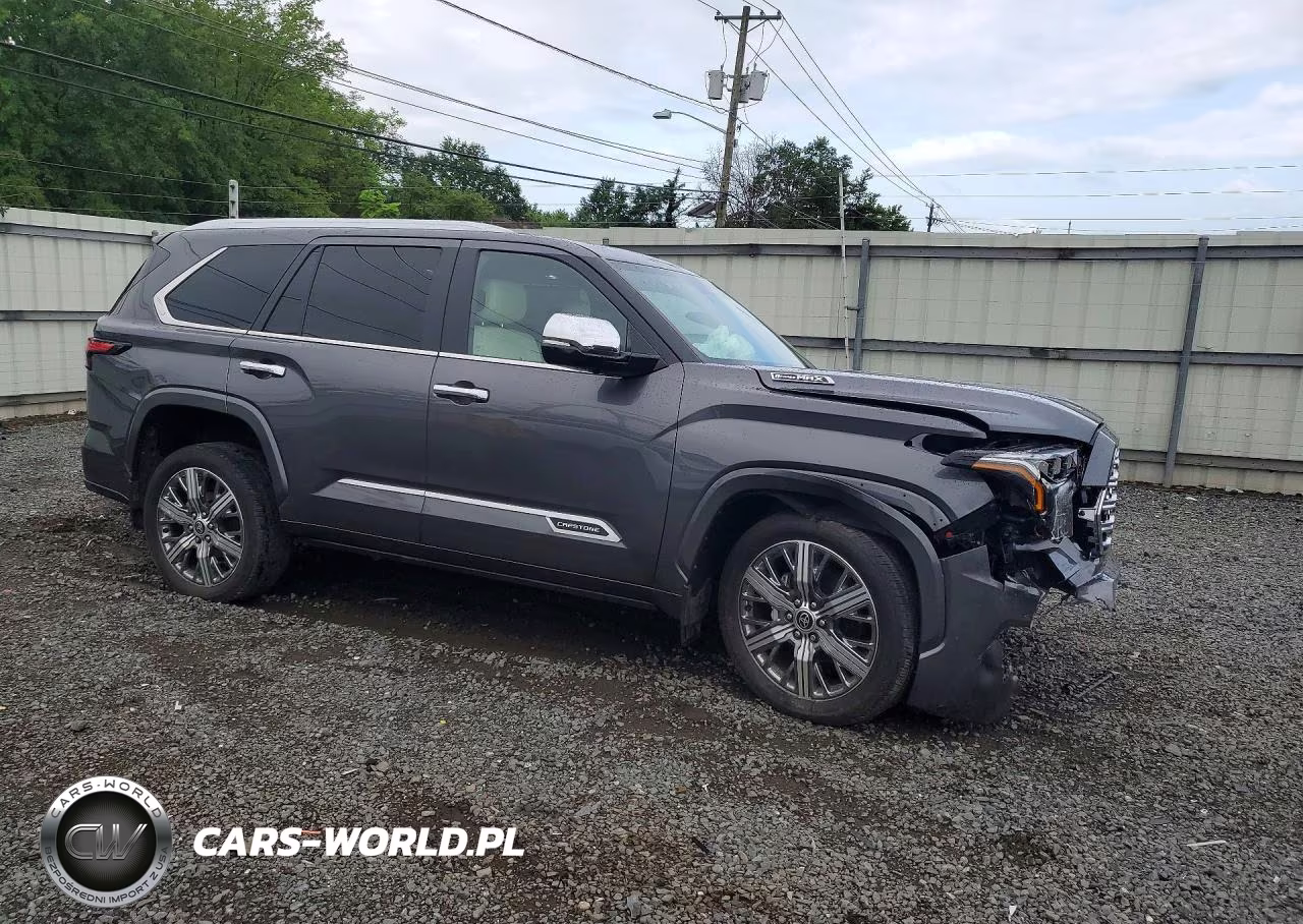 2024 Toyota Sequoia Capstone VIN:7SVAAABA0RX041204 - 4