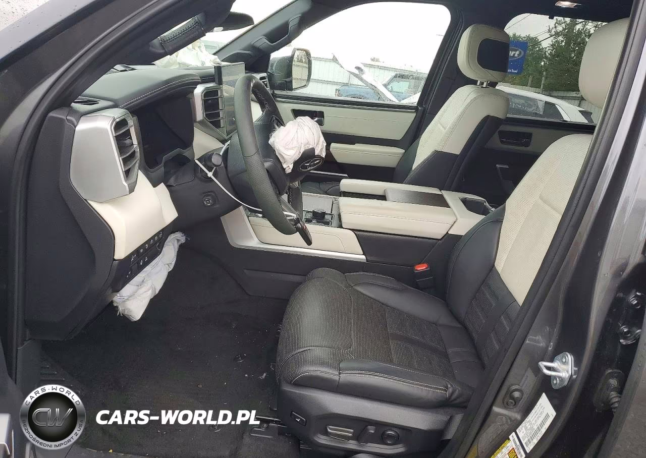 2024 Toyota Sequoia Capstone VIN:7SVAAABA0RX041204 - 7