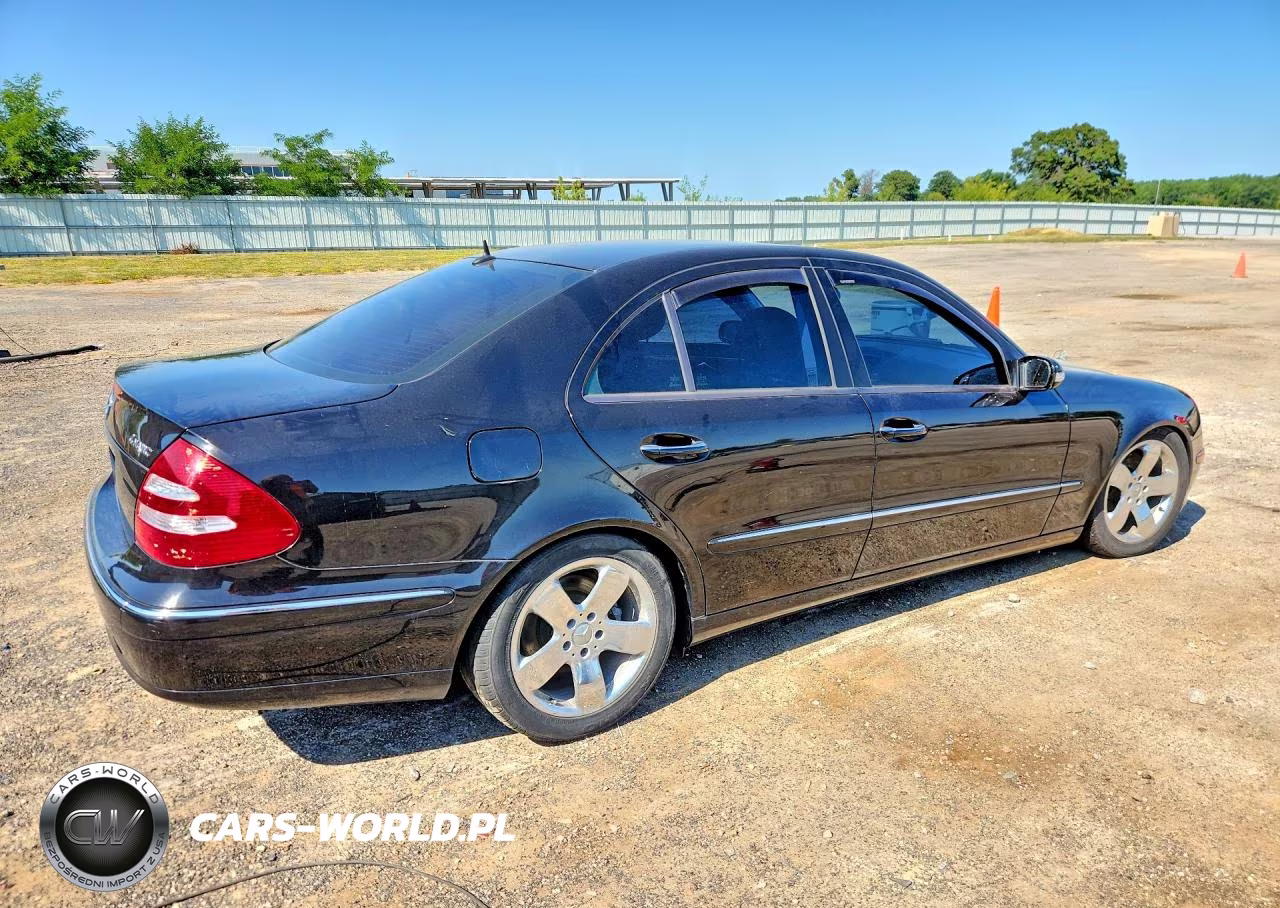 2006 Mercedes-Benz E 500 4Matic VIN:WDBUF83J26X200587 - 3