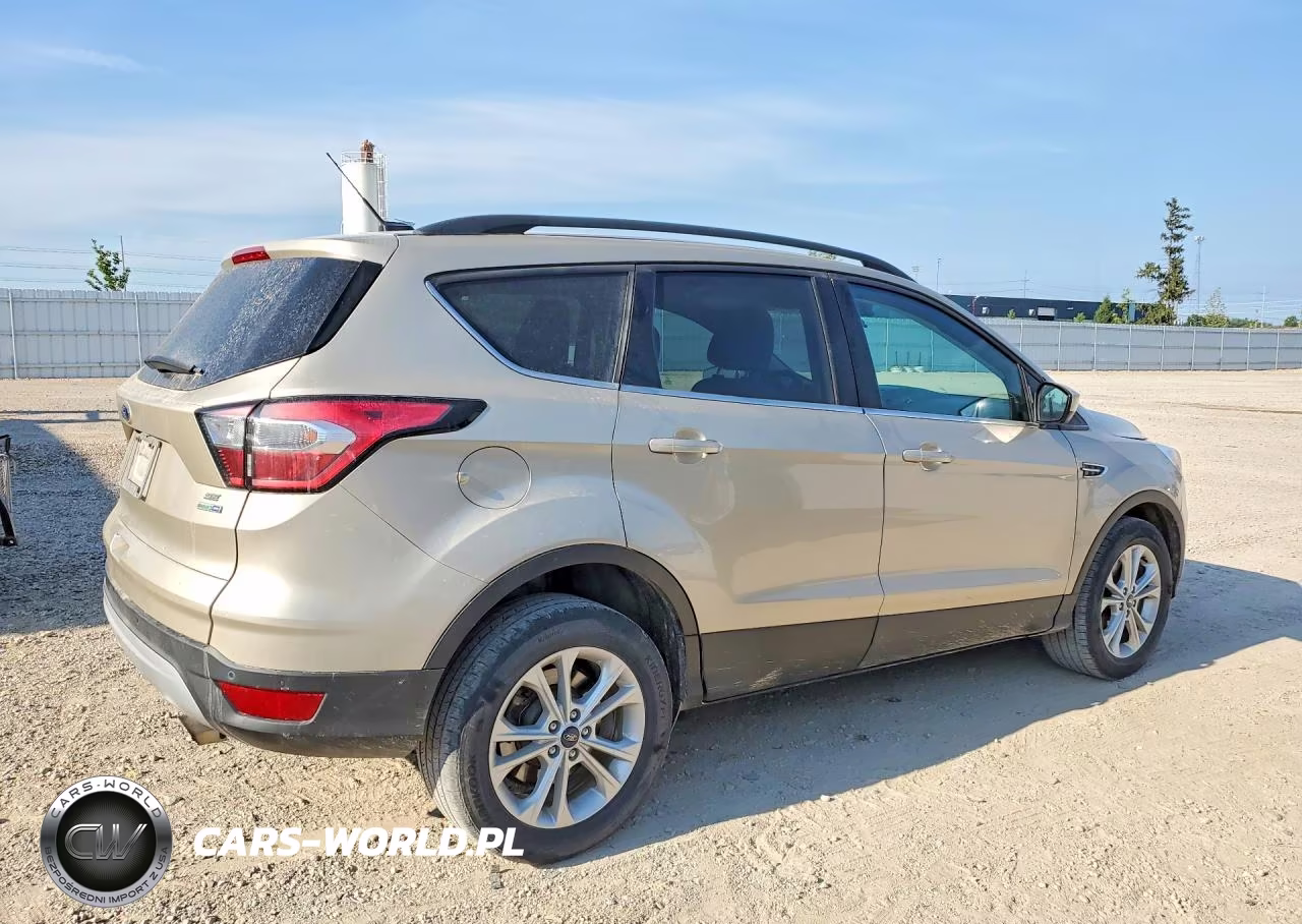 2017 Ford Escape Se VIN:1FMCU9GD8HUE34066 - 3