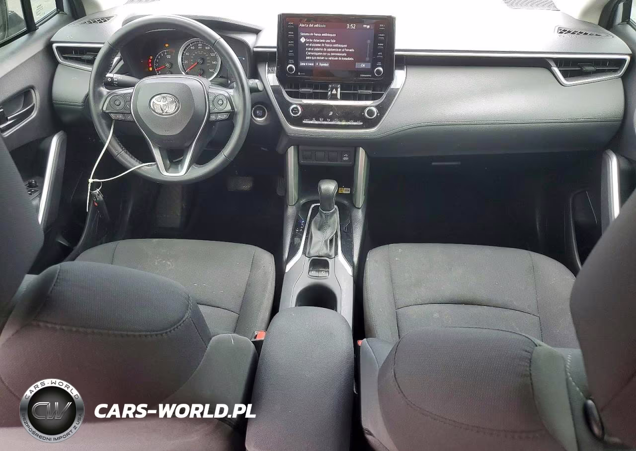 2022 Toyota Corolla Cross Le VIN:7MUCAAAG3NV027134 - 8