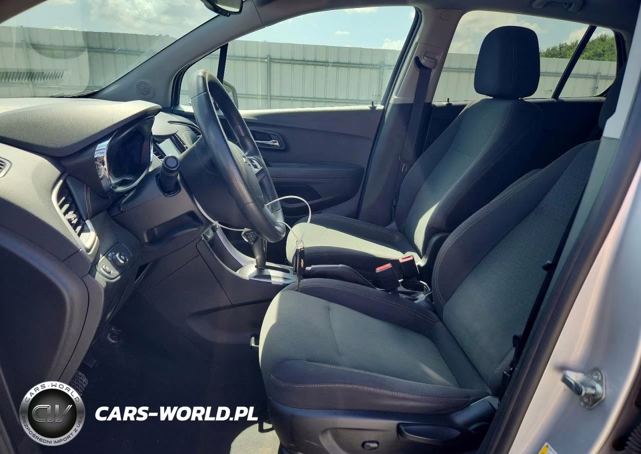 2019 Chevrolet Trax Ls VIN:3GNCJKSB6KL287636 - 7