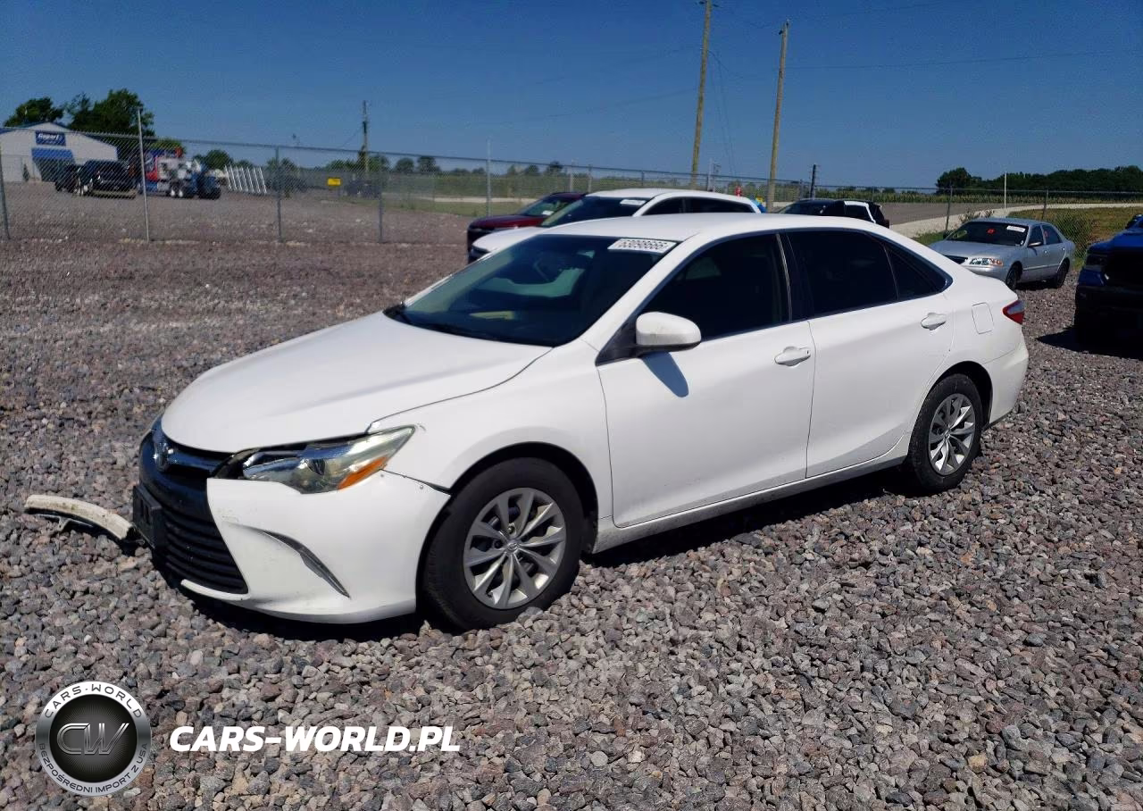 2016 Toyota Camry Le