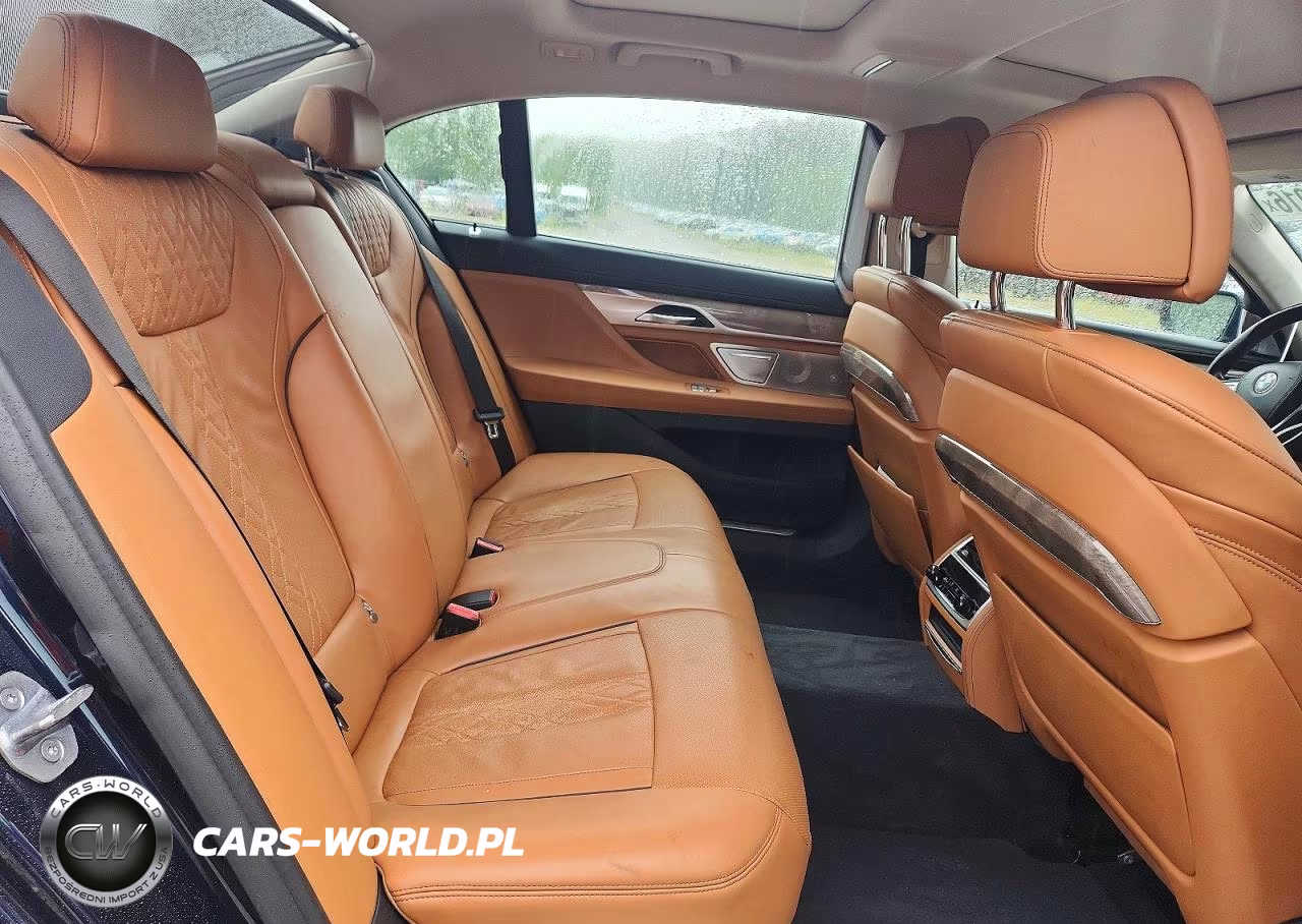 2020 BMW 750 Xi VIN:WBA7U2C09LBM62153 - 10