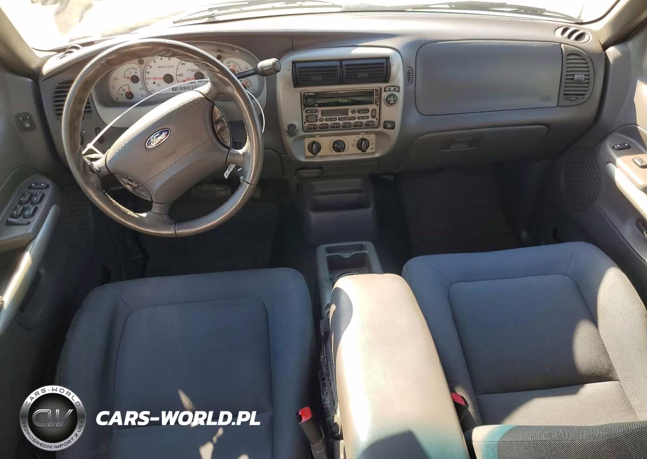 2002 Ford Explorer Sport Trac VIN:1FMZU67E72UC57874 - 8