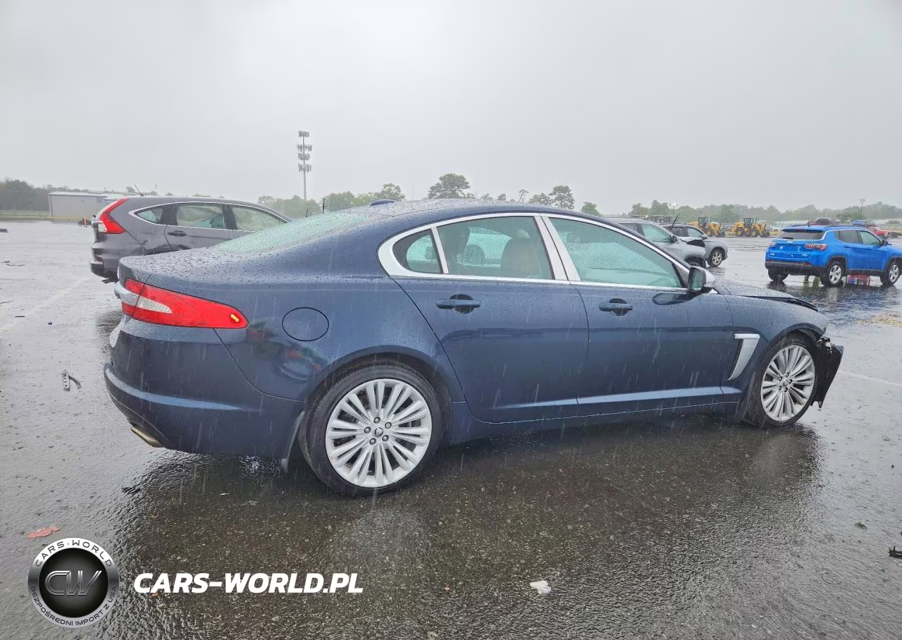 2012 Jaguar Xf Portfolio VIN:SAJWA0HB9CLS40181 - 3