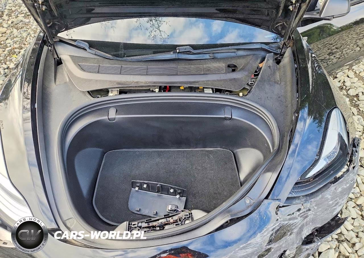 2018 Tesla Model 3 VIN:5YJ3E1EA3JF152184 - 11