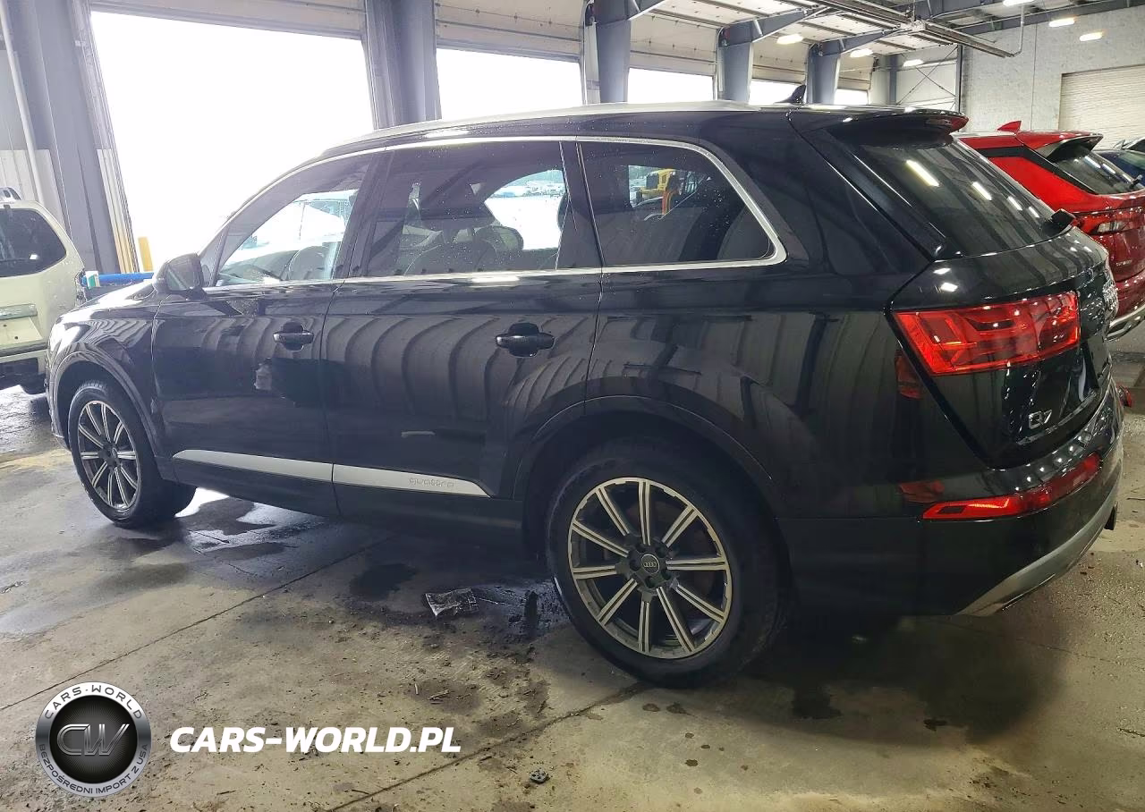 2017 Audi Q7 Premium Plus VIN:WA1LAAF70HD001569 - 2