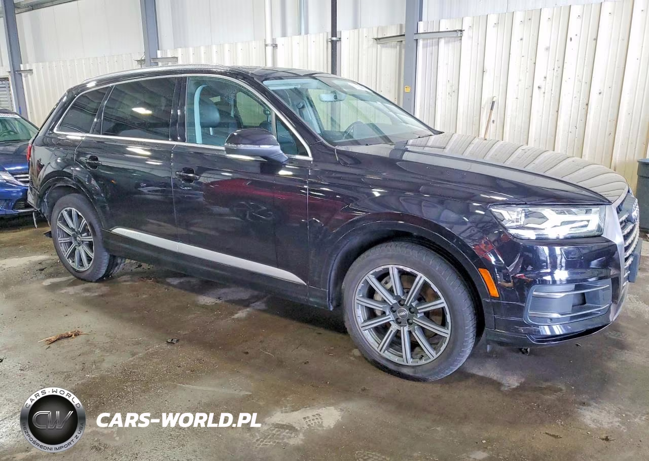2017 Audi Q7 Premium Plus VIN:WA1LAAF70HD001569 - 4