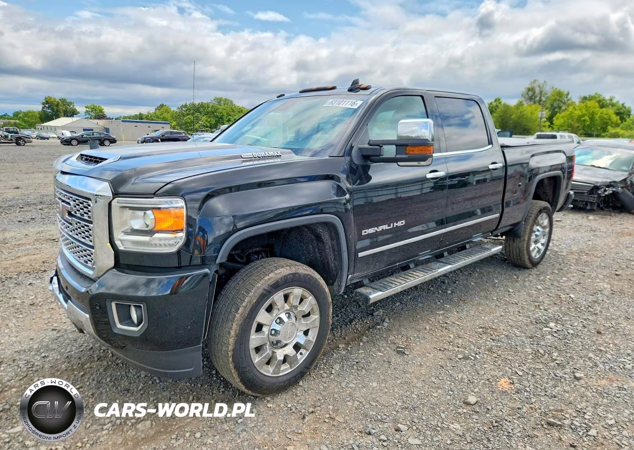 2018 GMC Sierra K2500 Denali VIN:1GT12UEY9JF140955 - 1