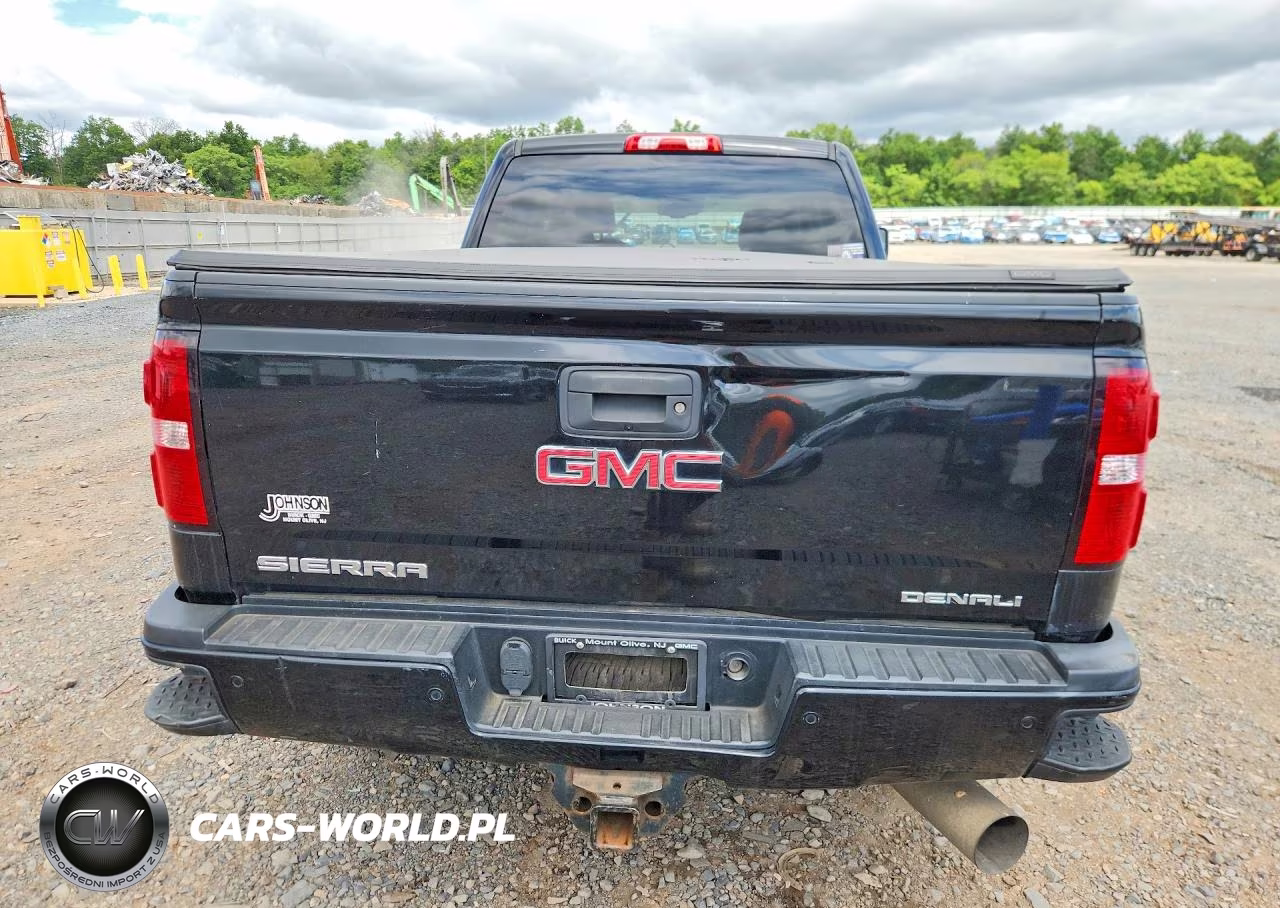 2018 GMC Sierra K2500 Denali VIN:1GT12UEY9JF140955 - 6