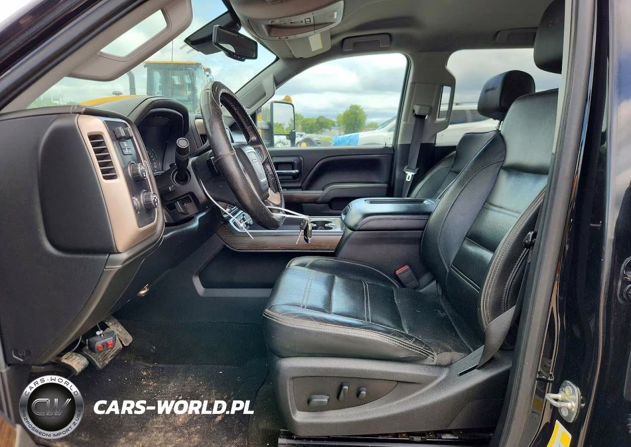 2018 GMC Sierra K2500 Denali VIN:1GT12UEY9JF140955 - 7