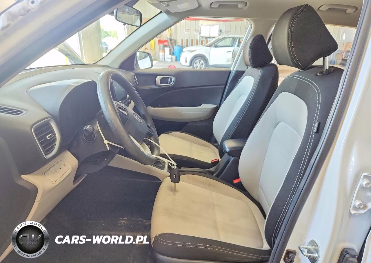 2020 Hyundai Venue Sel VIN:KMHRC8A30LU019811 - 7