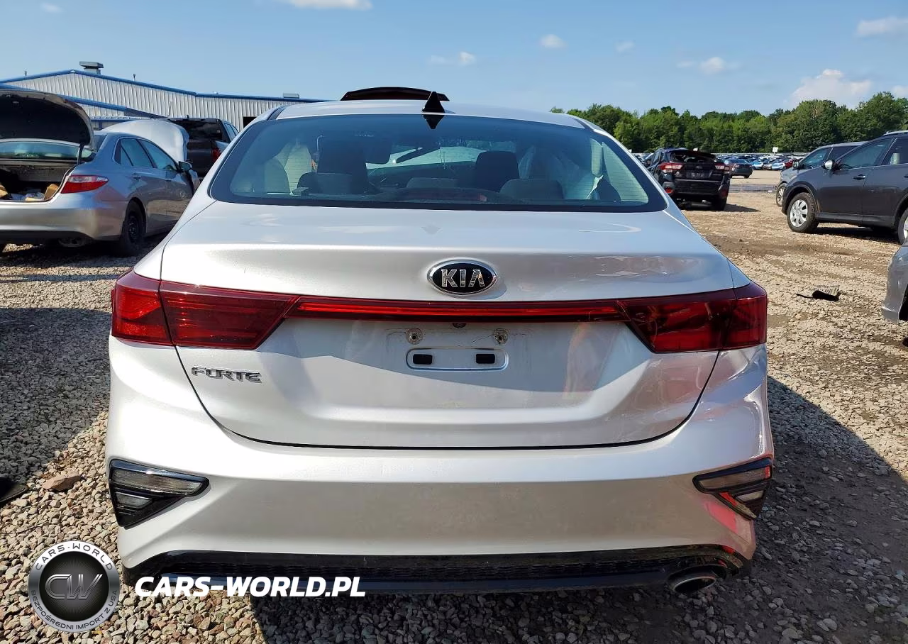 2021 Kia Forte Lxs VIN:3KPF24AD3ME345808 - 6