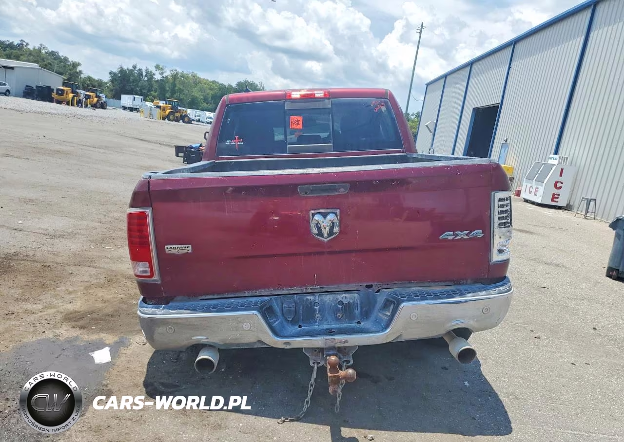2018 Ram 1500 Laramie VIN:1C6RR7NT1JS152259 - 6