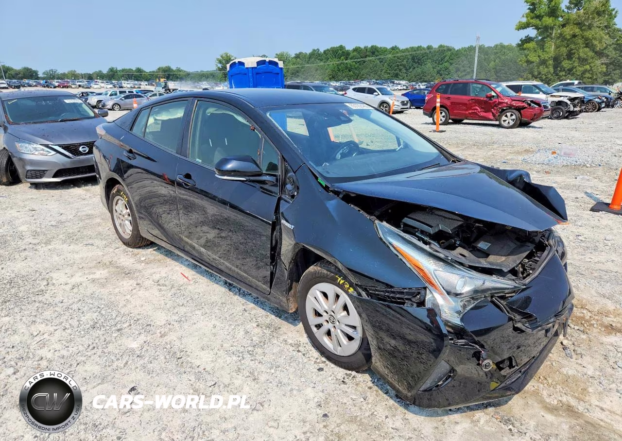 2018 Toyota Prius Three VIN:JTDKARFU3J3548272 - 4