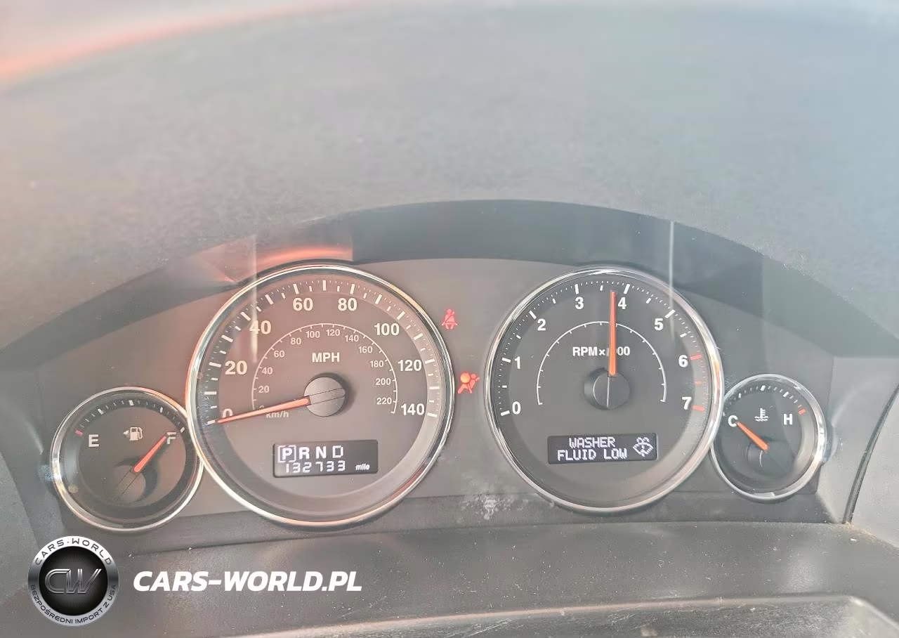 2008 Jeep Commander Sport VIN:1J8HH48K08C180382 - 9