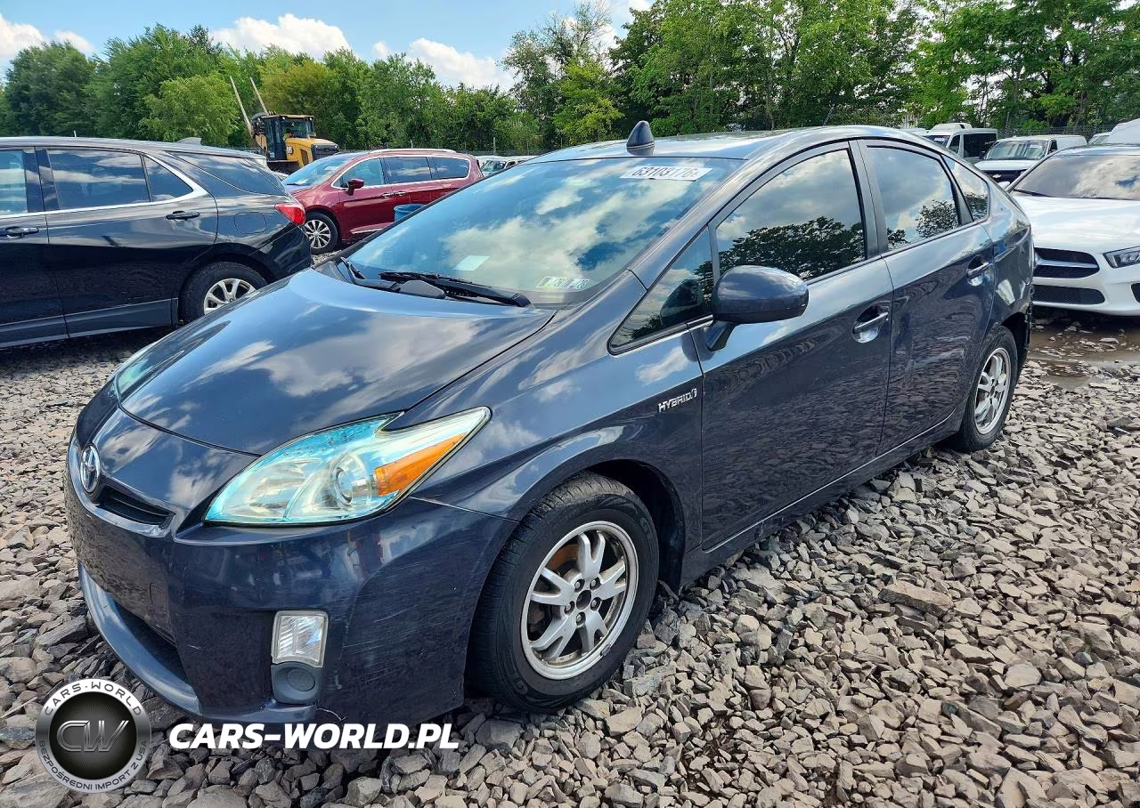 2011 Toyota Prius Two – zdjęcie 1 z 12