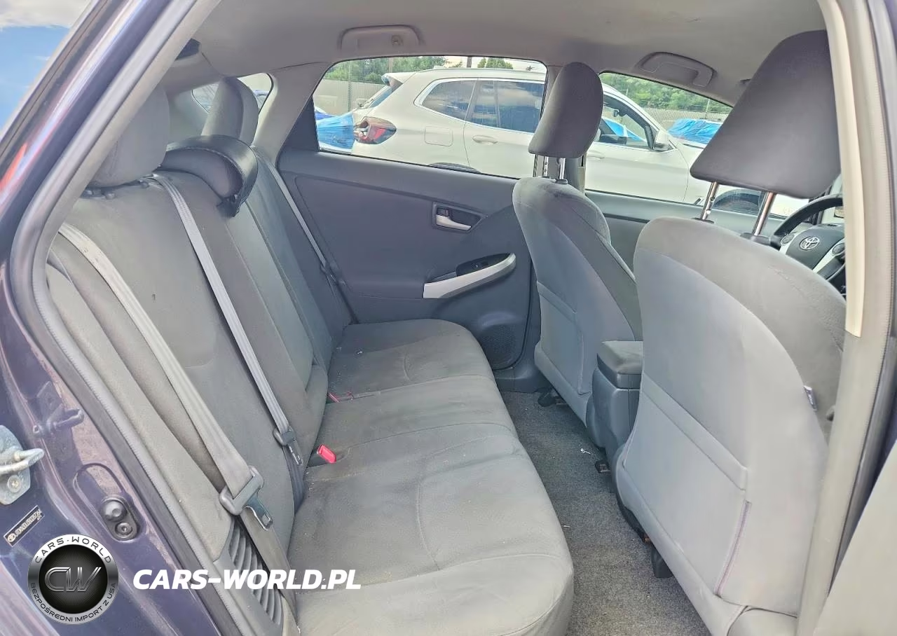 2011 Toyota Prius Two VIN:JTDKN3DU3B0287264 - 10