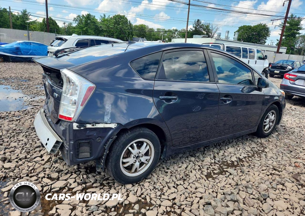 2011 Toyota Prius Two VIN:JTDKN3DU3B0287264 - 3