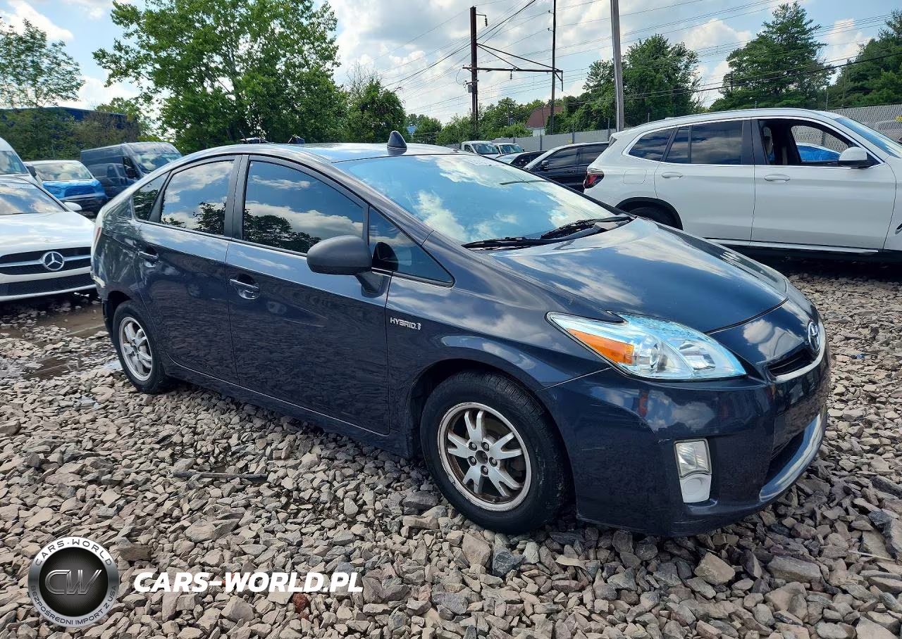 2011 Toyota Prius Two VIN:JTDKN3DU3B0287264 - 4