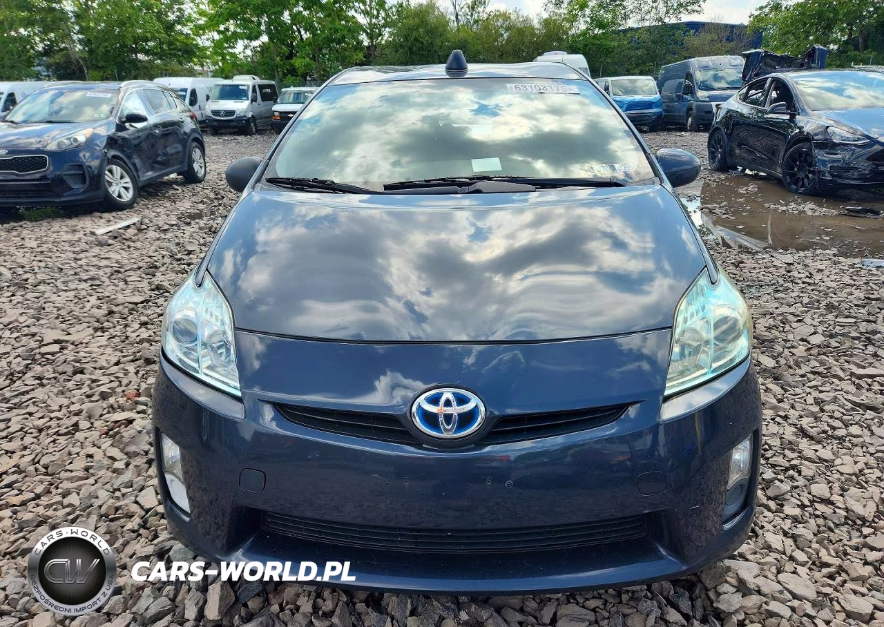 2011 Toyota Prius Two VIN:JTDKN3DU3B0287264 - 5