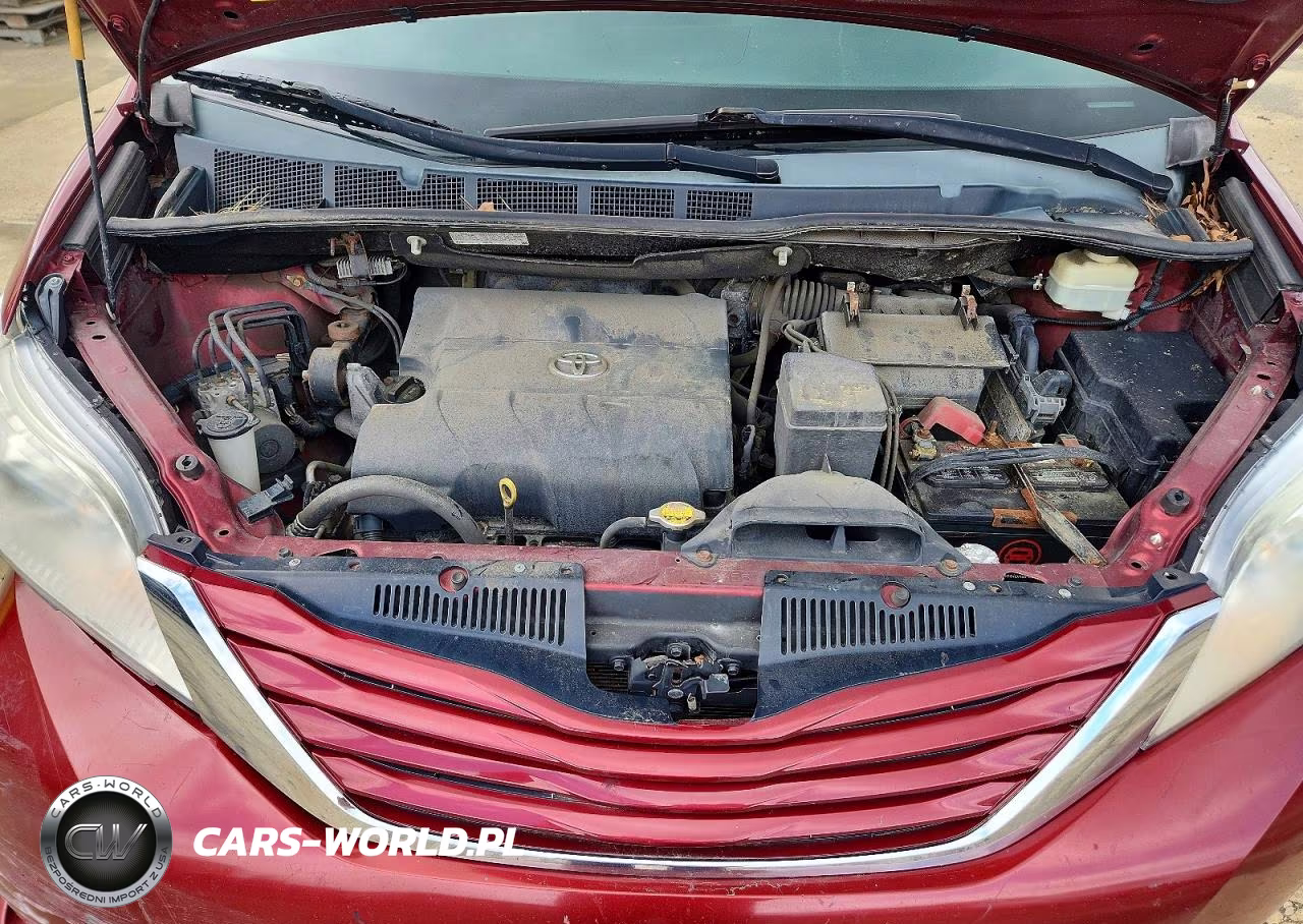 2015 Toyota Sienna Le VIN:5TDKK3DC1FS619821 - 12