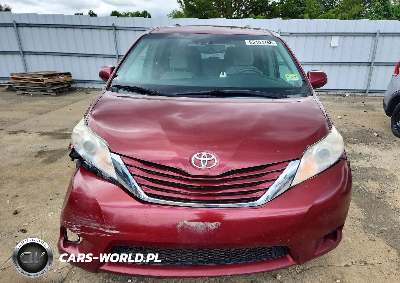 2015 Toyota Sienna Le VIN:5TDKK3DC1FS619821 - 5