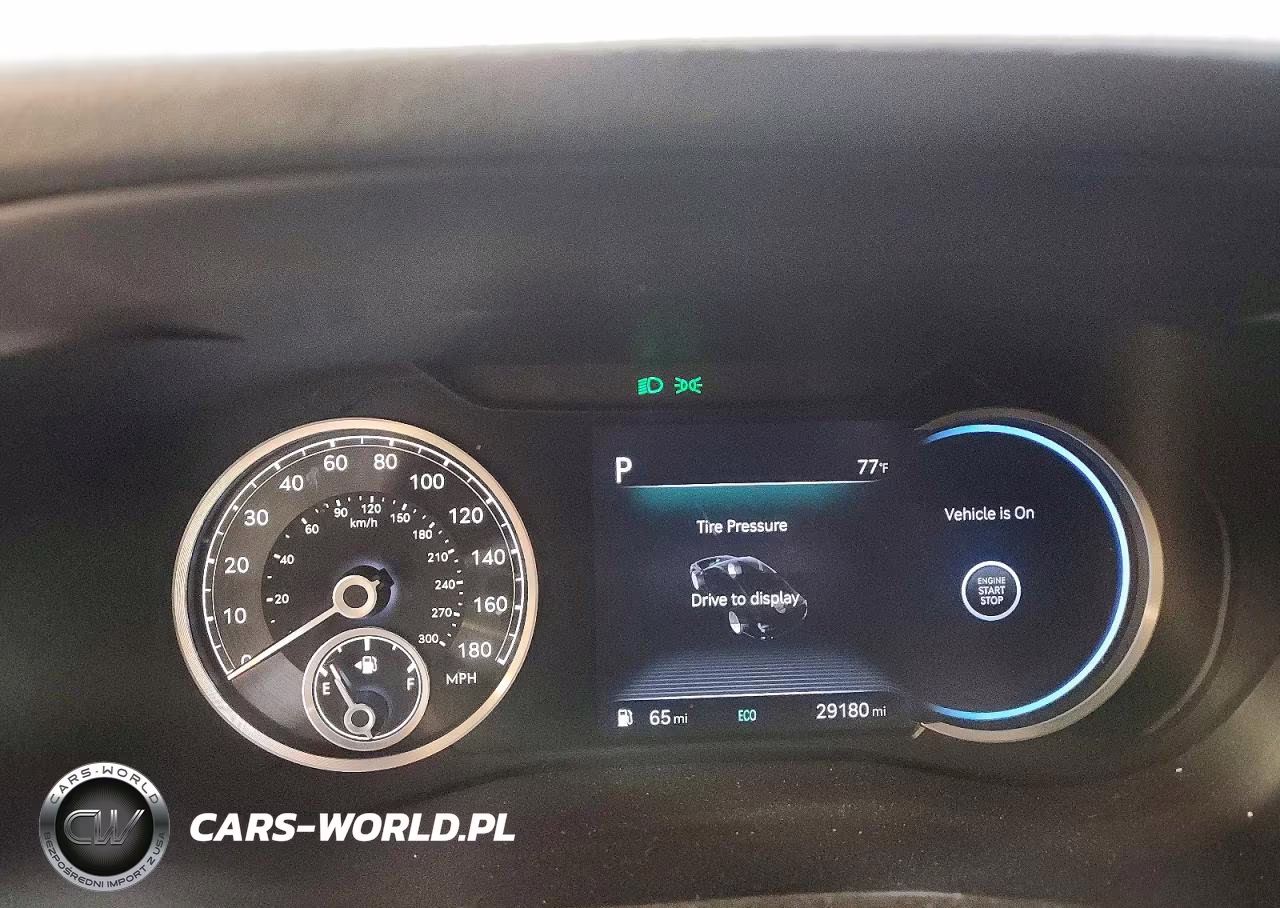 2022 Genesis G70 3.3T Standard VIN:KMTG54TE0NU100857 - 9