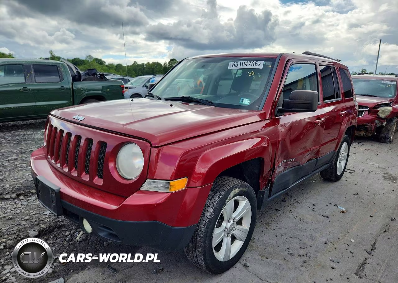 2012 Jeep Patriot Latitude – zdjęcie 1 z 13