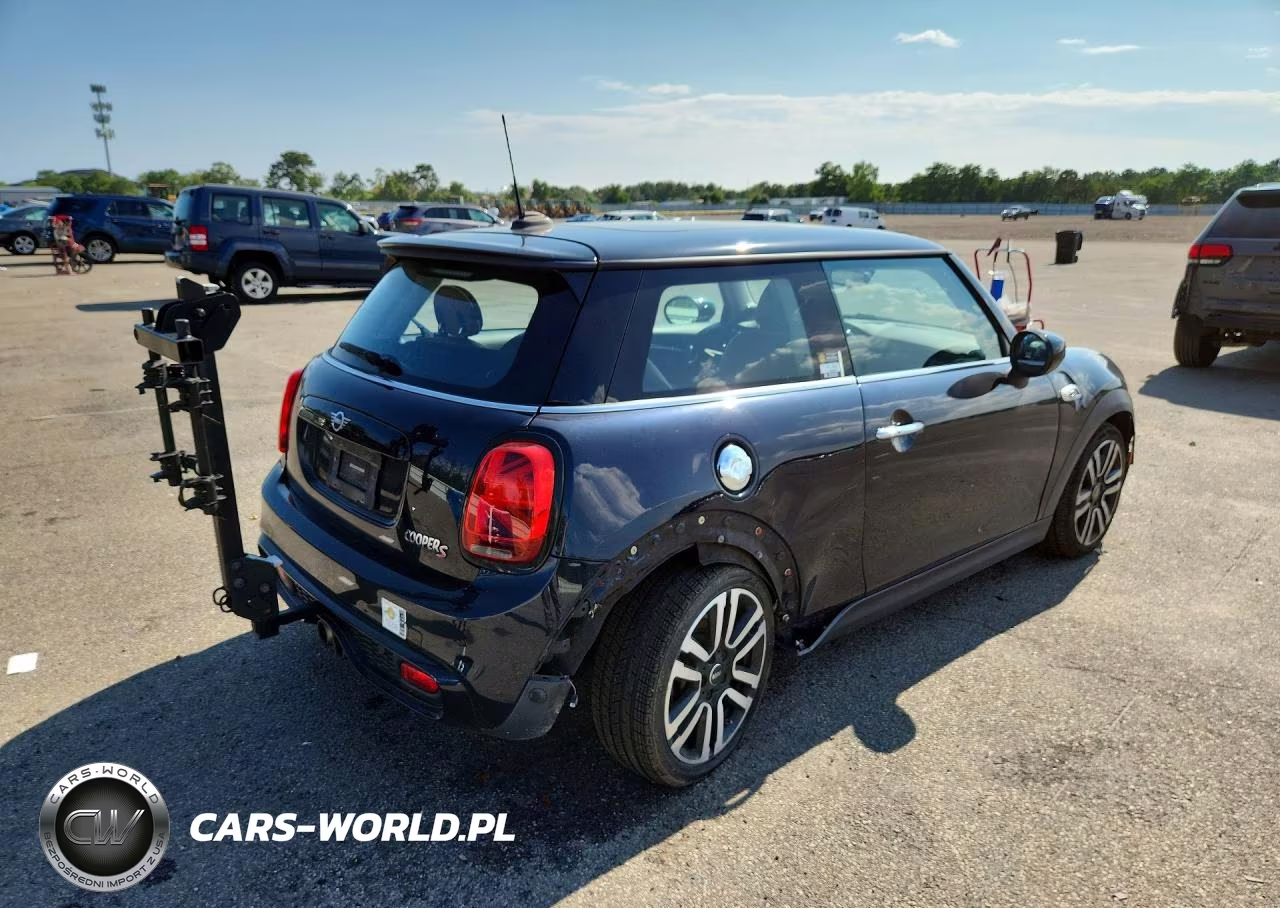 2021 Mini Cooper S VIN:WMWXR5C05M2N11675 - 3