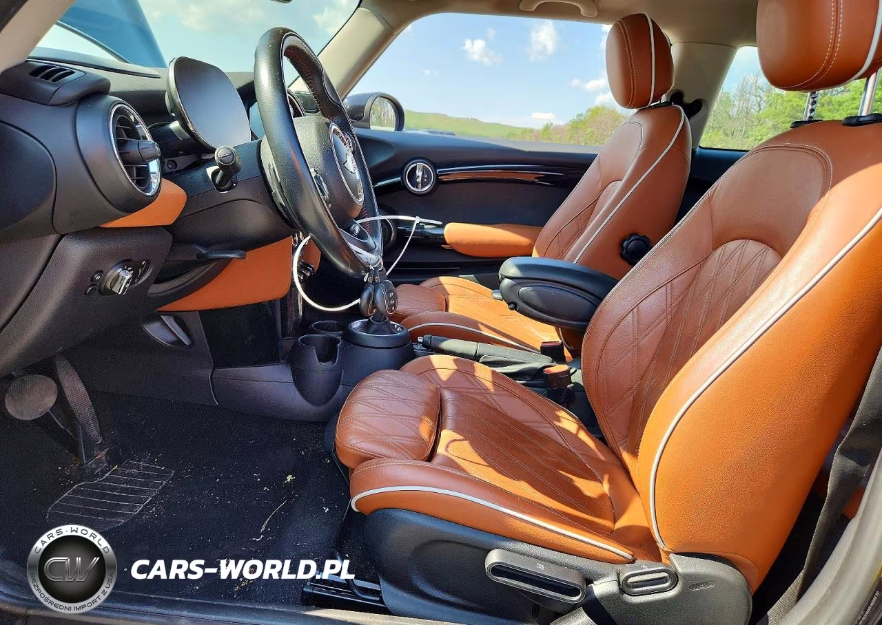 2021 Mini Cooper S VIN:WMWXR5C05M2N11675 - 7