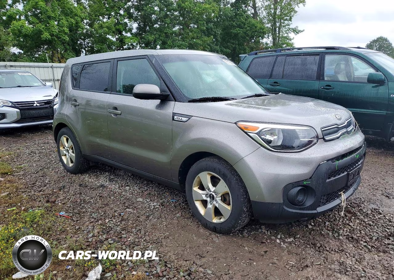 2017 Kia Soul Base VIN:KNDJN2A27H7496256 - 4