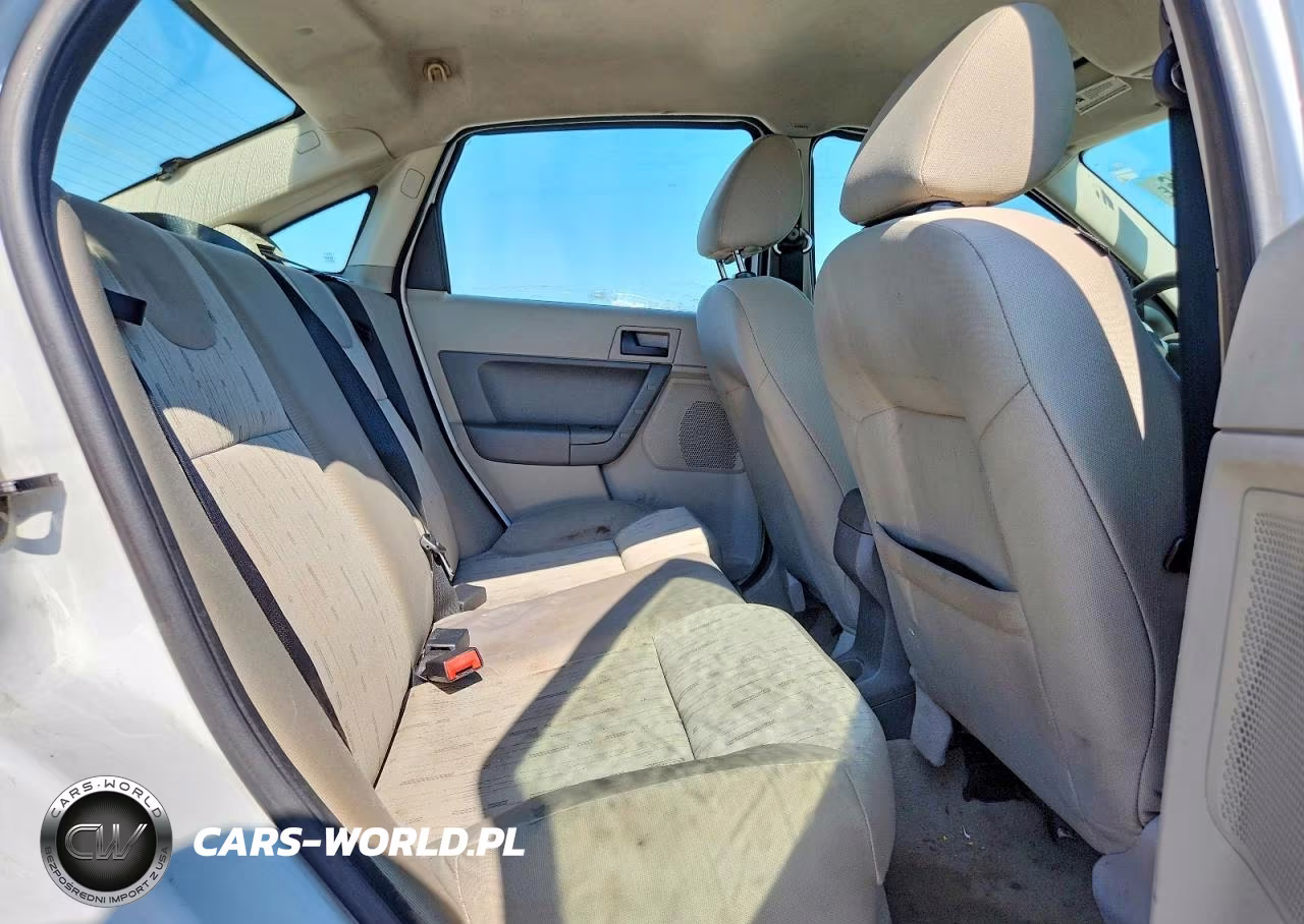 2008 Ford Focus Se VIN:1FAHP35N88W173333 - 10